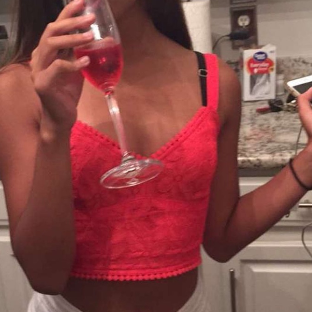 Lace Crop Top - Picture 3 of 3